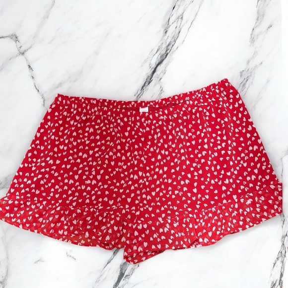 Victoria's Secret Red and White Heart Print Pajama Set - Picture 2 of 5